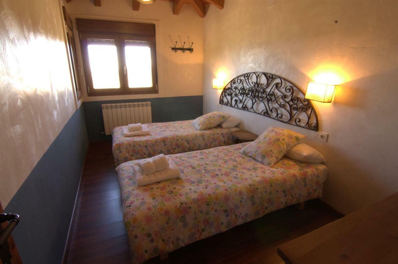 Casas Rurales Lalo Y Chelo La Aldehuela Bagian luar foto